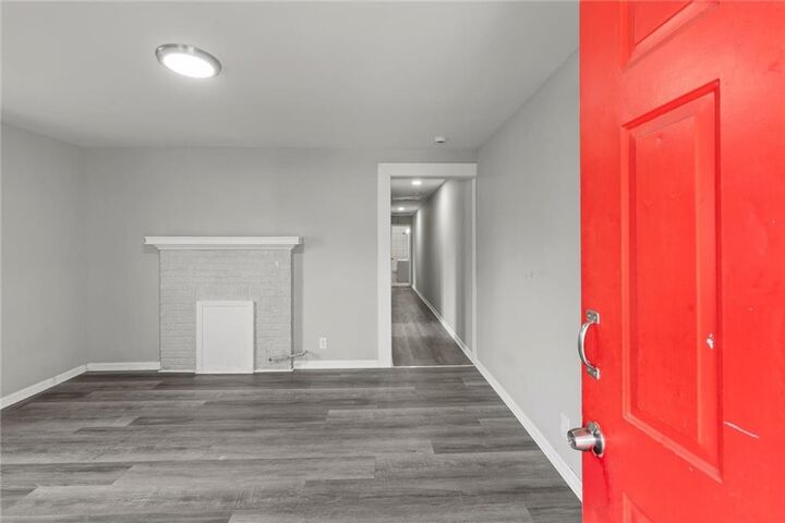 Property Photo:  950 Michigan Avenue NW  GA 30314 