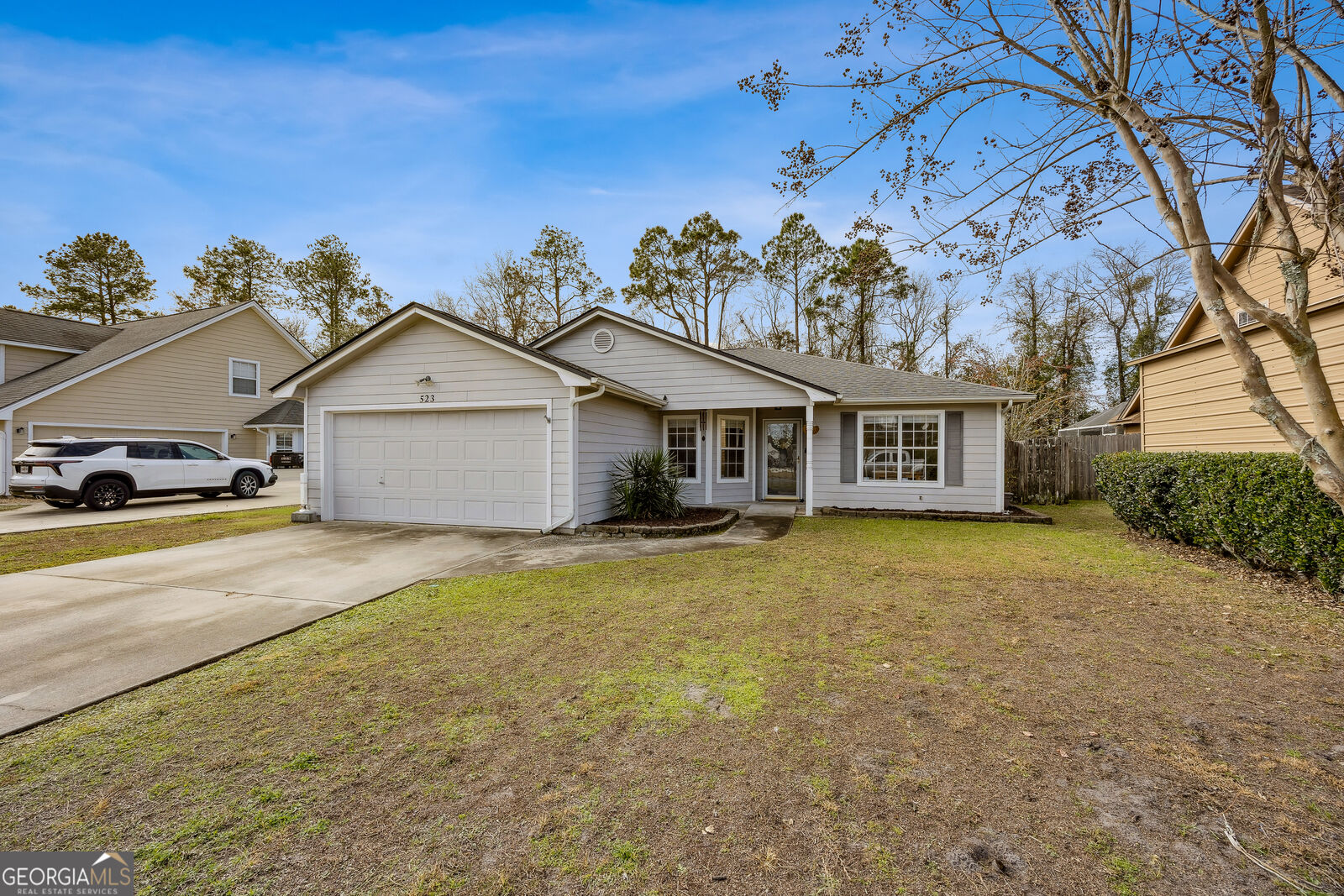 Property Photo:  523 Lake Jordan Boulevard W  GA 31548 