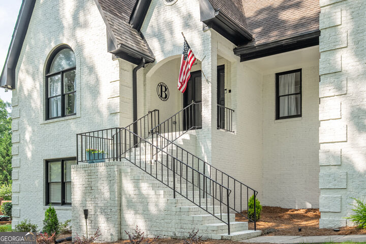 Property Photo:  30 Westover Drive SW  GA 30165 