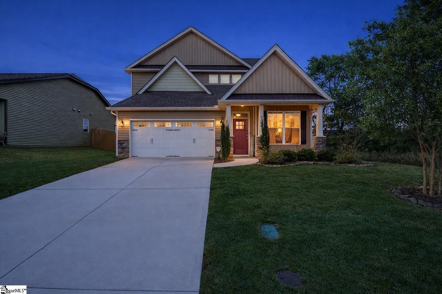 Property Photo: 337 Barnhill Court SC 29617