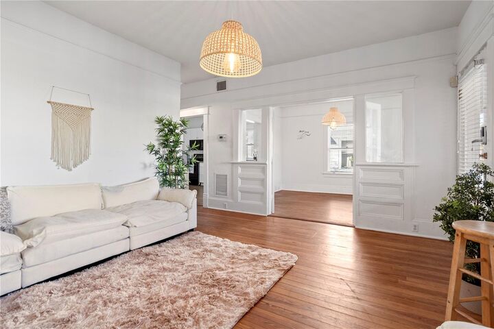 Property Photo: 520 E Anderson Street FL 32801