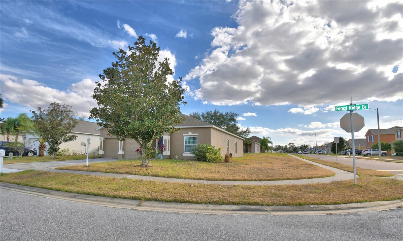 Property Photo:  5610 Forest Ridge Drive  FL 33881 