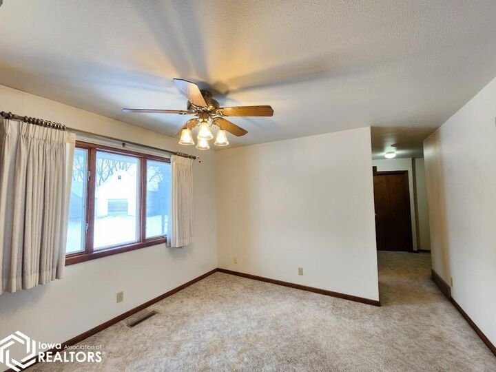 Property Photo: 2486 Highway 65 IA 50475