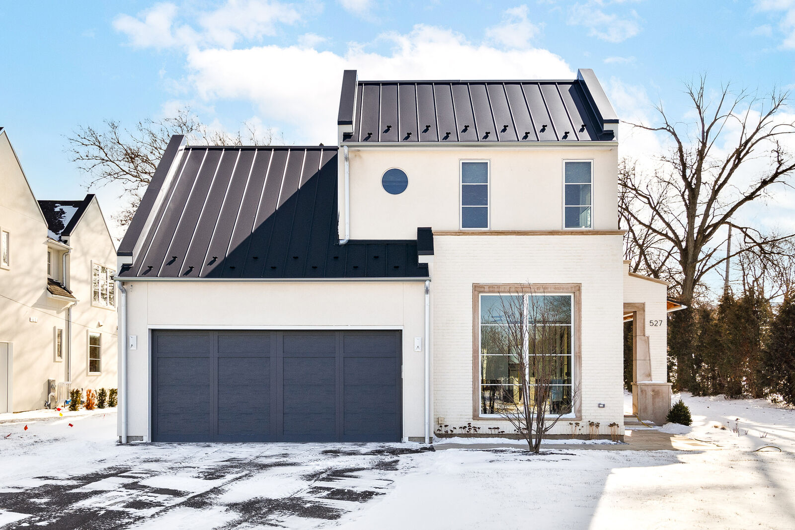 Property Photo:  527 Kensington Court  IL 60521 