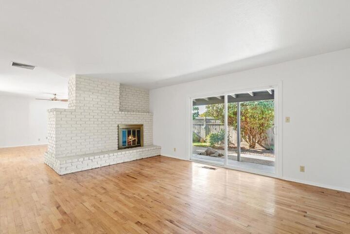 Property Photo:  612 Alameda Avenue  CA 93901 