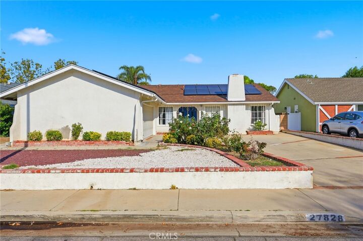 Property Photo: 27828 Parkvale CA 91350