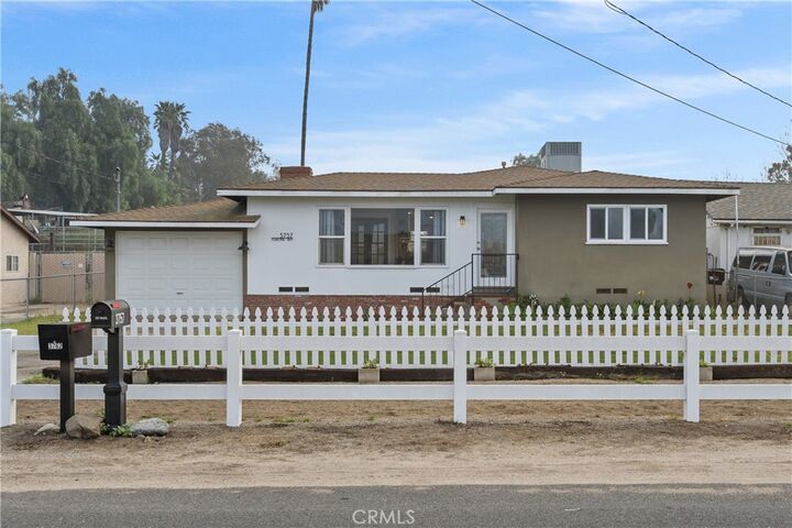 Property Photo: 3757 Corona CA 92860