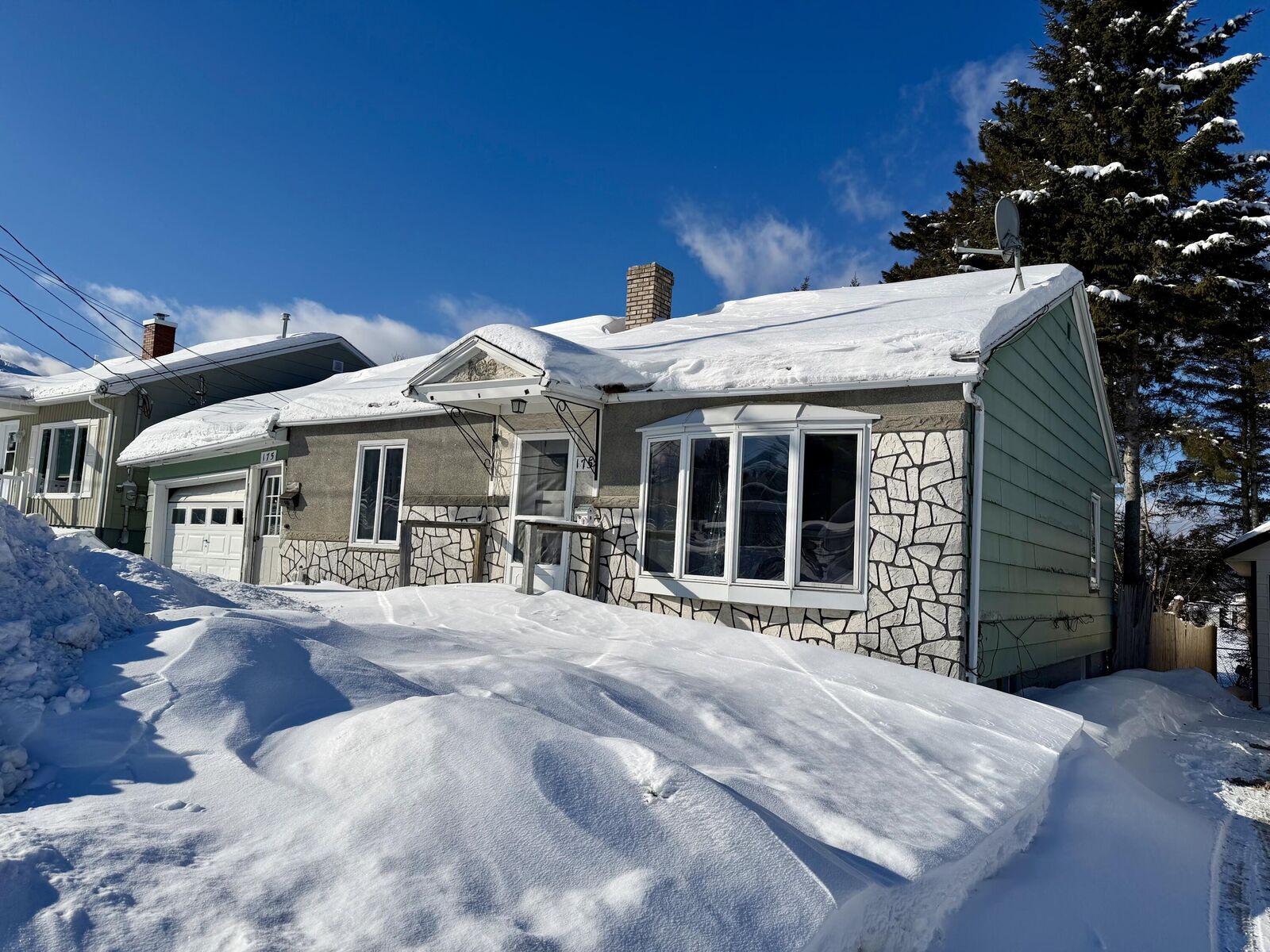 Property Photo:  175 Pleasant Avenue  ME 04756 