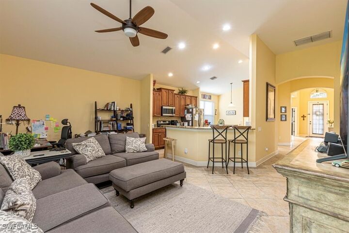 Property Photo:  1674 Serrano Circle  FL 34105 