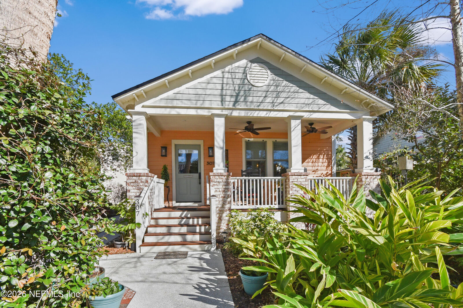 Property Photo:  307 St George Street  FL 32084 