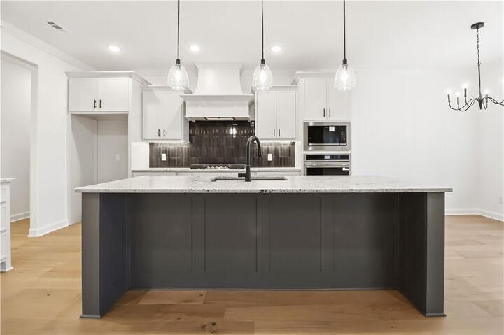 Property Photo: 1512 Lookout Lane AR 72718