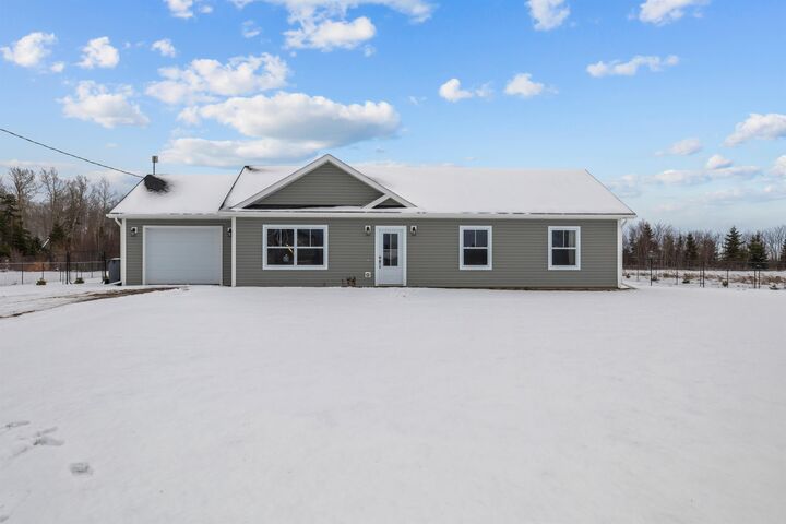 Photo de la propriété:  2544 Mooney Road  PE C0A 1T0 