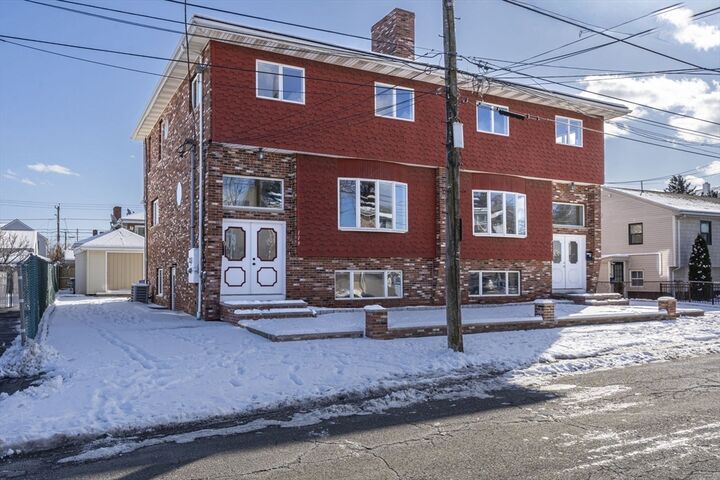 Property Photo:  119 Marshall St 119  MA 02151 