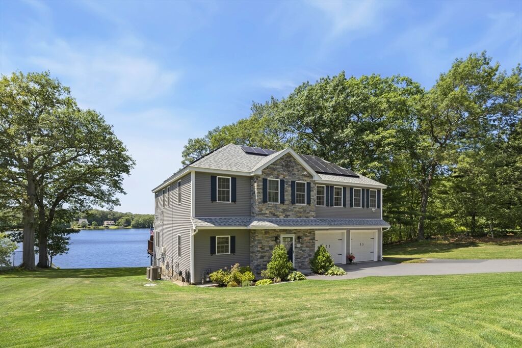 Property Photo:  7 Grace St  MA 01863 