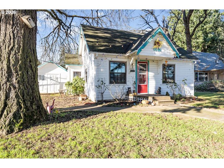 Property Photo: 1601 SE 130th Ave OR 97233