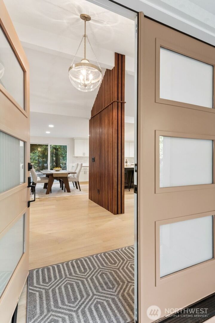 Property Photo:  14925  258th Avenue SE  WA 98027 