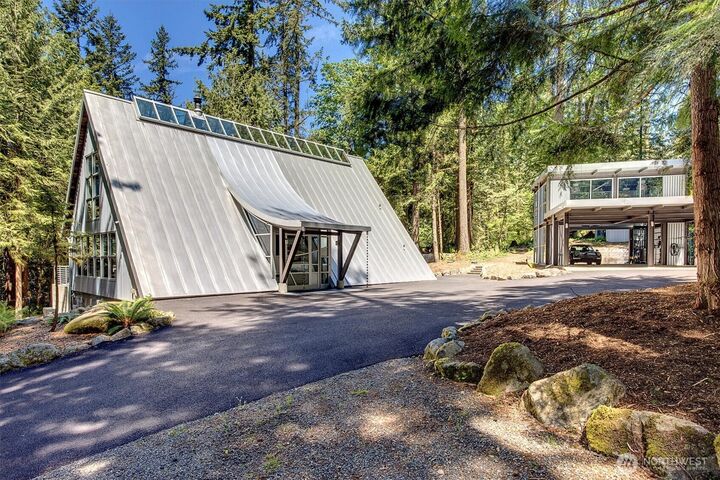 Property Photo: 26222 SE 152nd St WA 98027