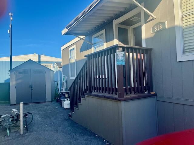 Property Photo: 3015 East Bayshore Road 316 CA 94063