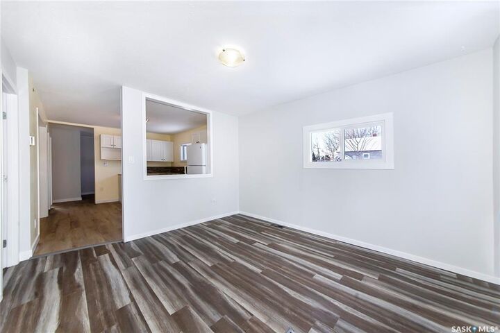 Property Photo:  919 23rd Street W  SK S7L 0A5 