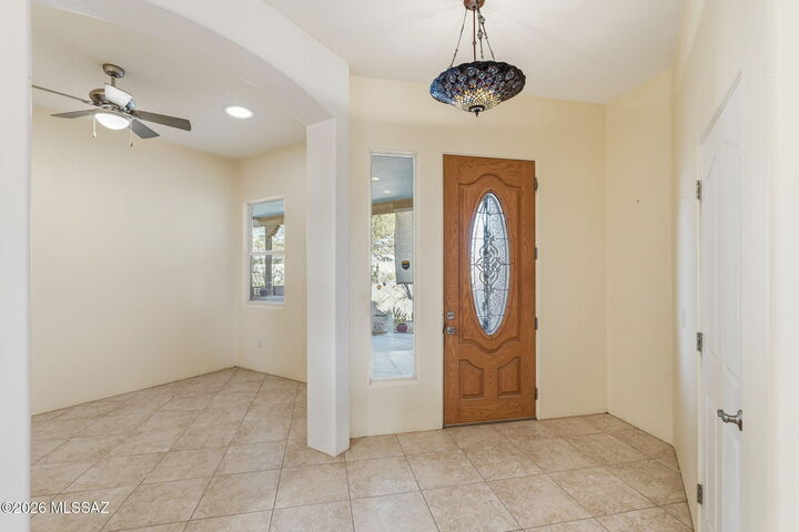 Property Photo: 13430 S Taurus Place AZ 85641