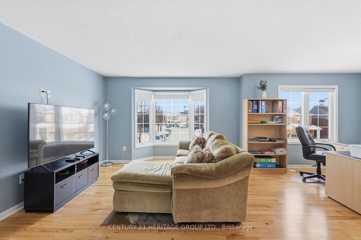 Photo de la propriété:  40 Cliff Gunn Road  ON L3X 3J8 