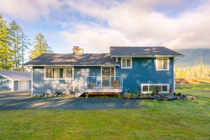 Property Photo:  7801-7807 Beaver Creek Rd  BC V9Y 8N3 