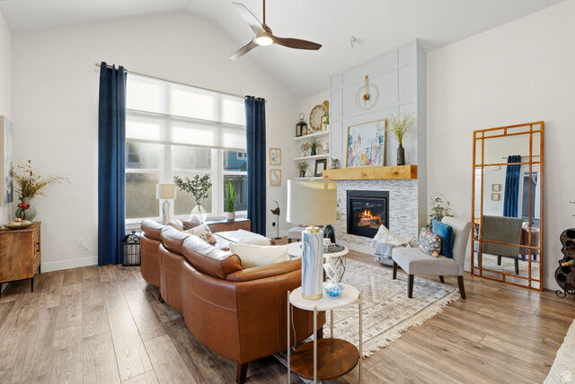 Property Photo:  10823 S Lake Ave  UT 84009 