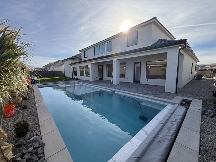 Property Photo:  5290 W 2040 S  UT 84737 