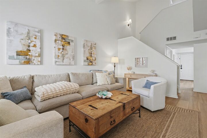 Property Photo:  2500 Enfield Road 8  TX 78703 