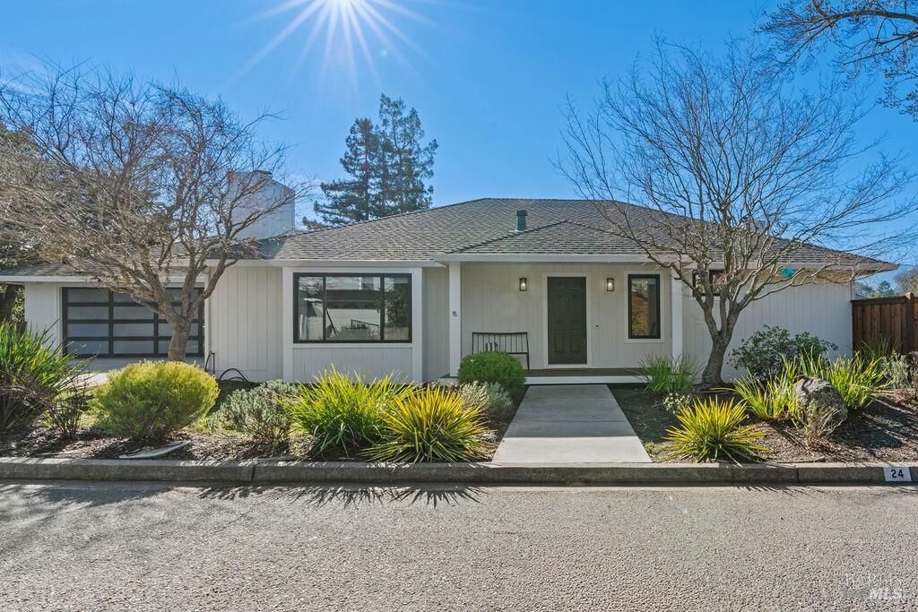 Property Photo: 24 Arroyo Lane CA 94947