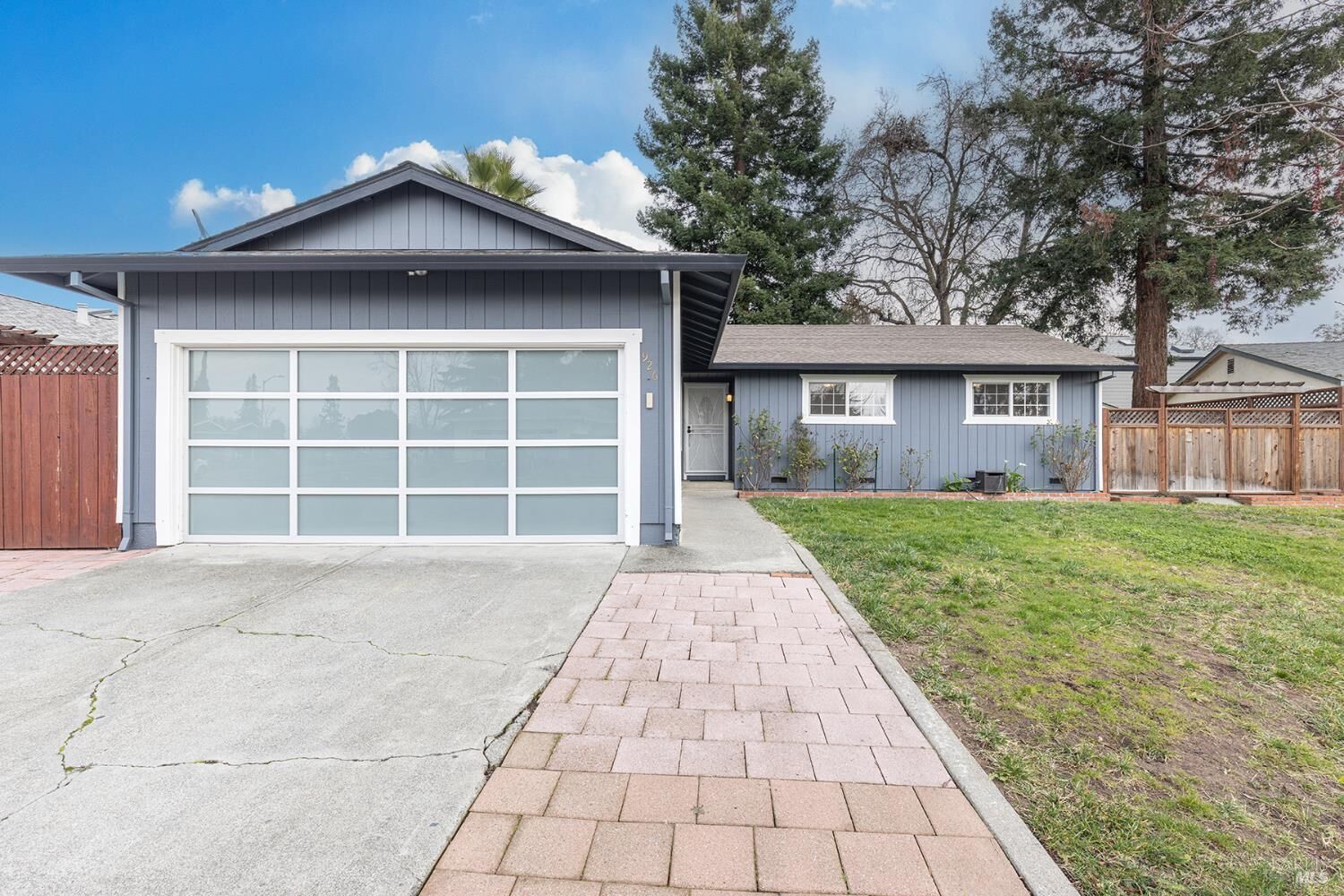 Property Photo: 926 Lodi Street CA 95401