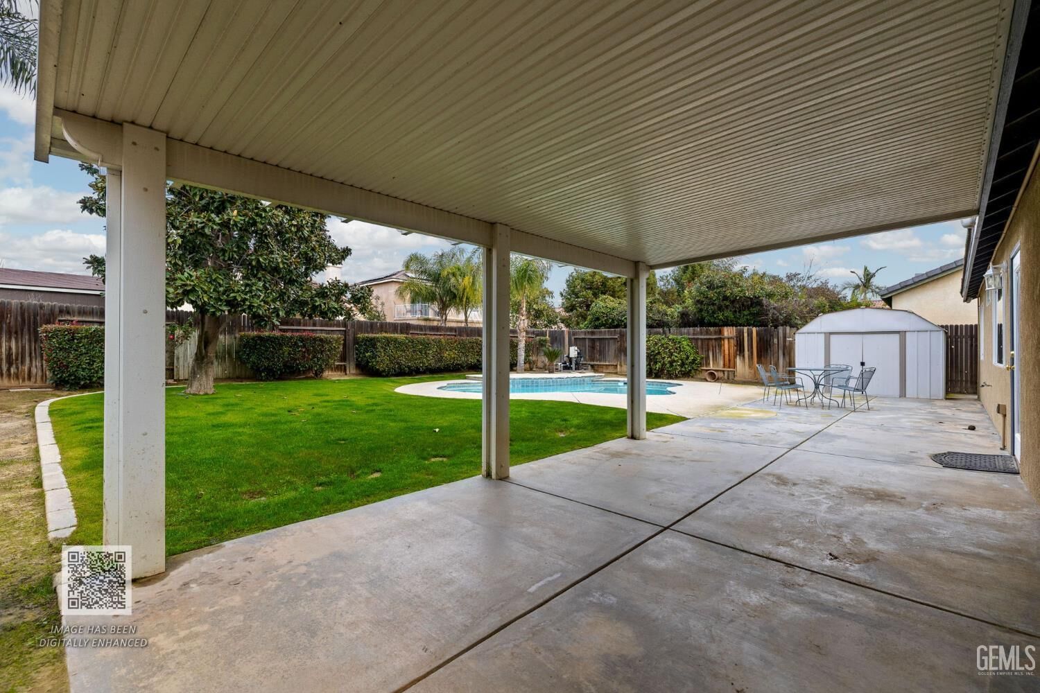 Property Photo: 11012 Snowcreek Falls Avenue CA 93312