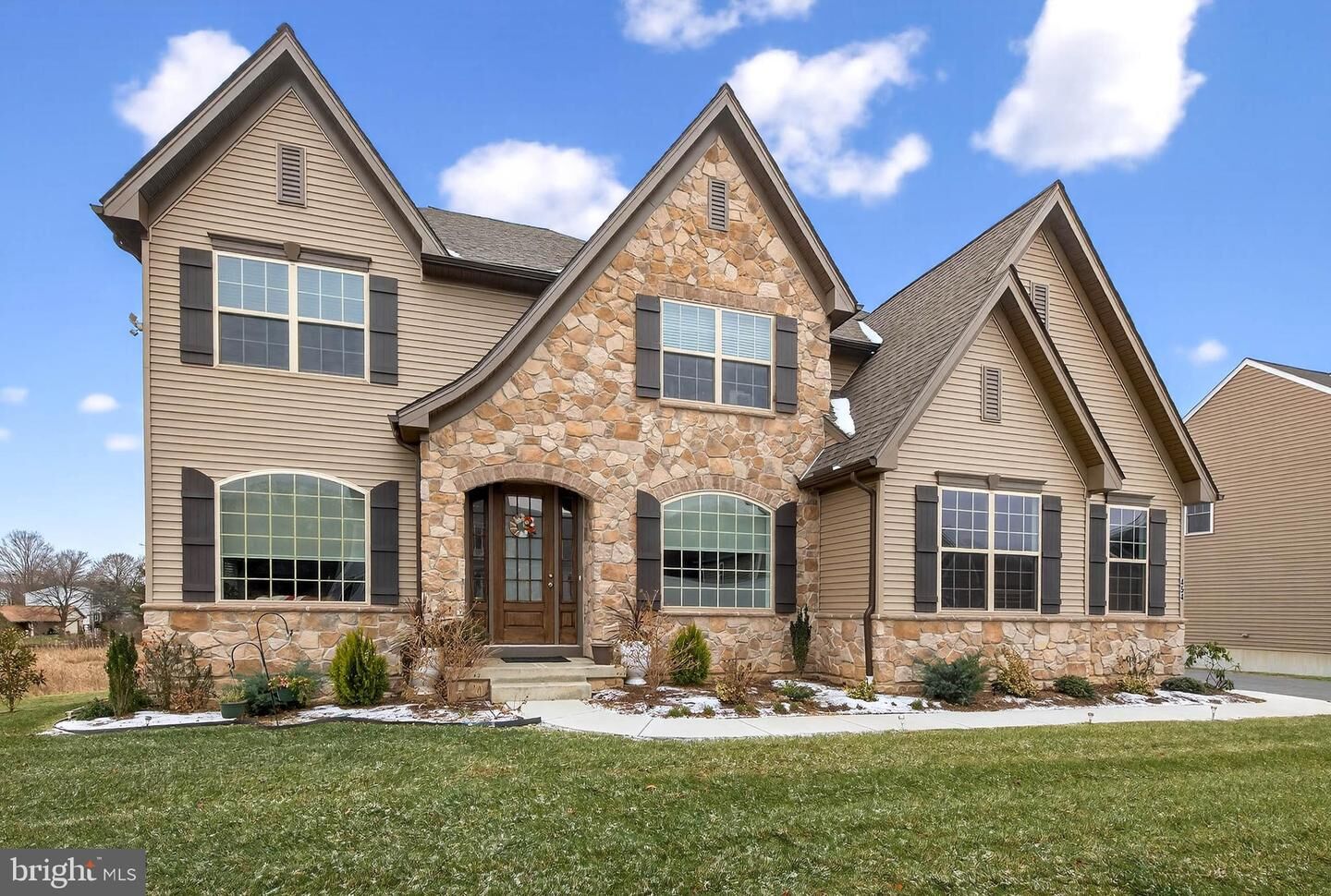 Property Photo:  454 E Delp Road  PA 17601 