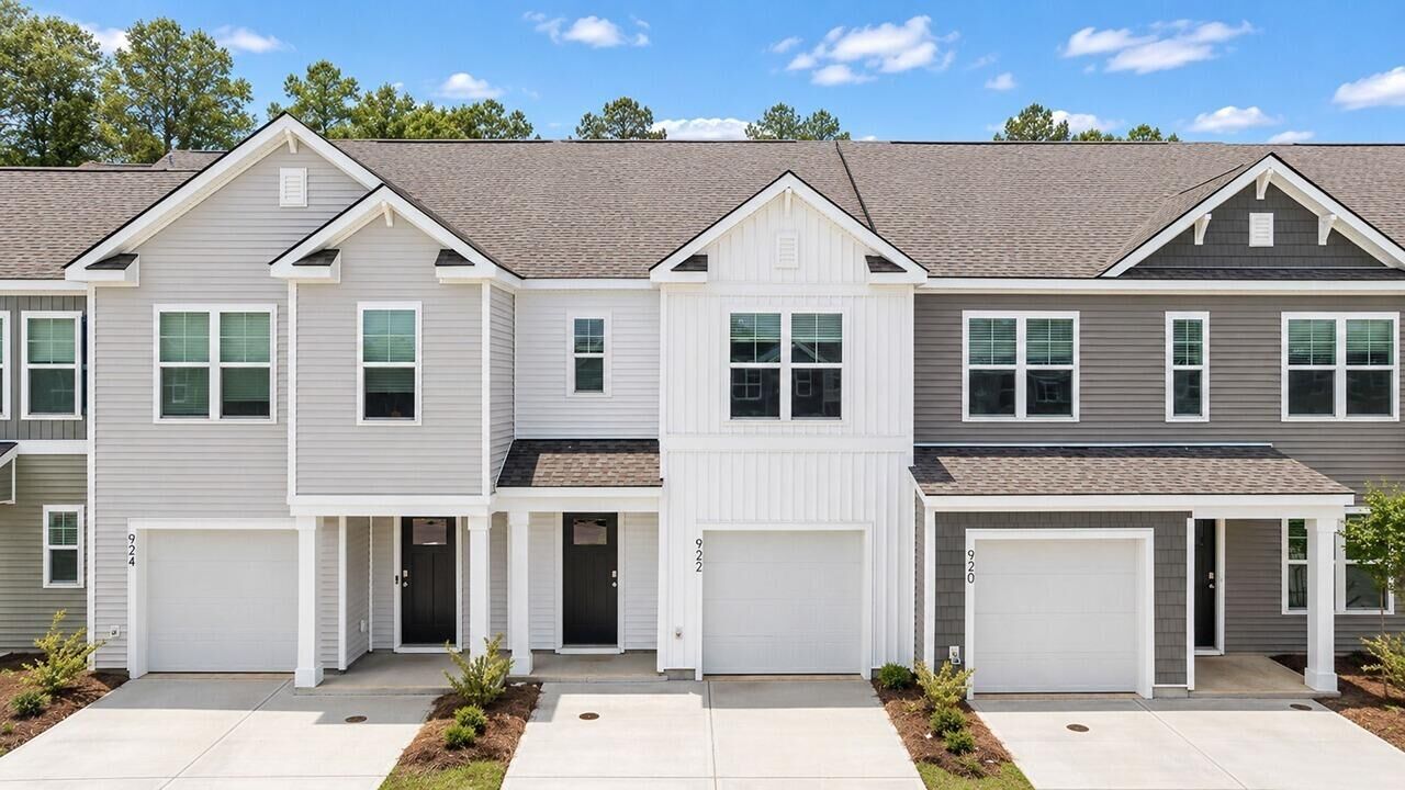 Property Photo:  922 Long Bluff Road  SC 29486 