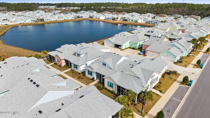 Property Photo:  8674 Tropics Avenue  FL 32413 