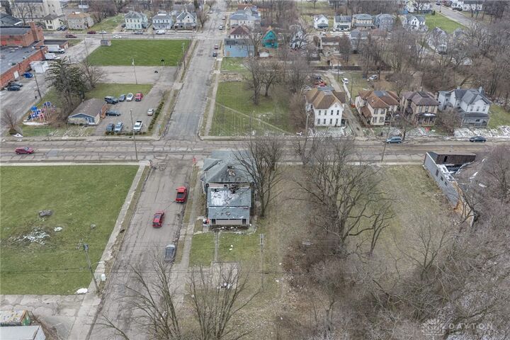Property Photo: 302 W Pleasant Street OH 45506