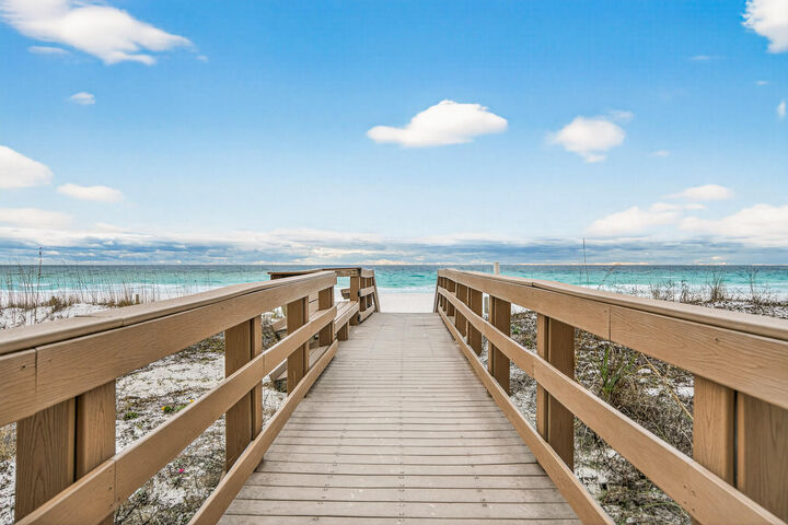 Property Photo:  520 Santa Rosa Blvd Unit 109  FL 32548 