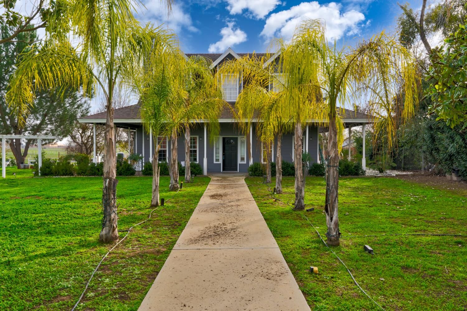 Property Photo:  29058 Avenue 22  CA 93638 