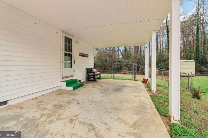 Property Photo:  755 S Nottingham Road  GA 30236 