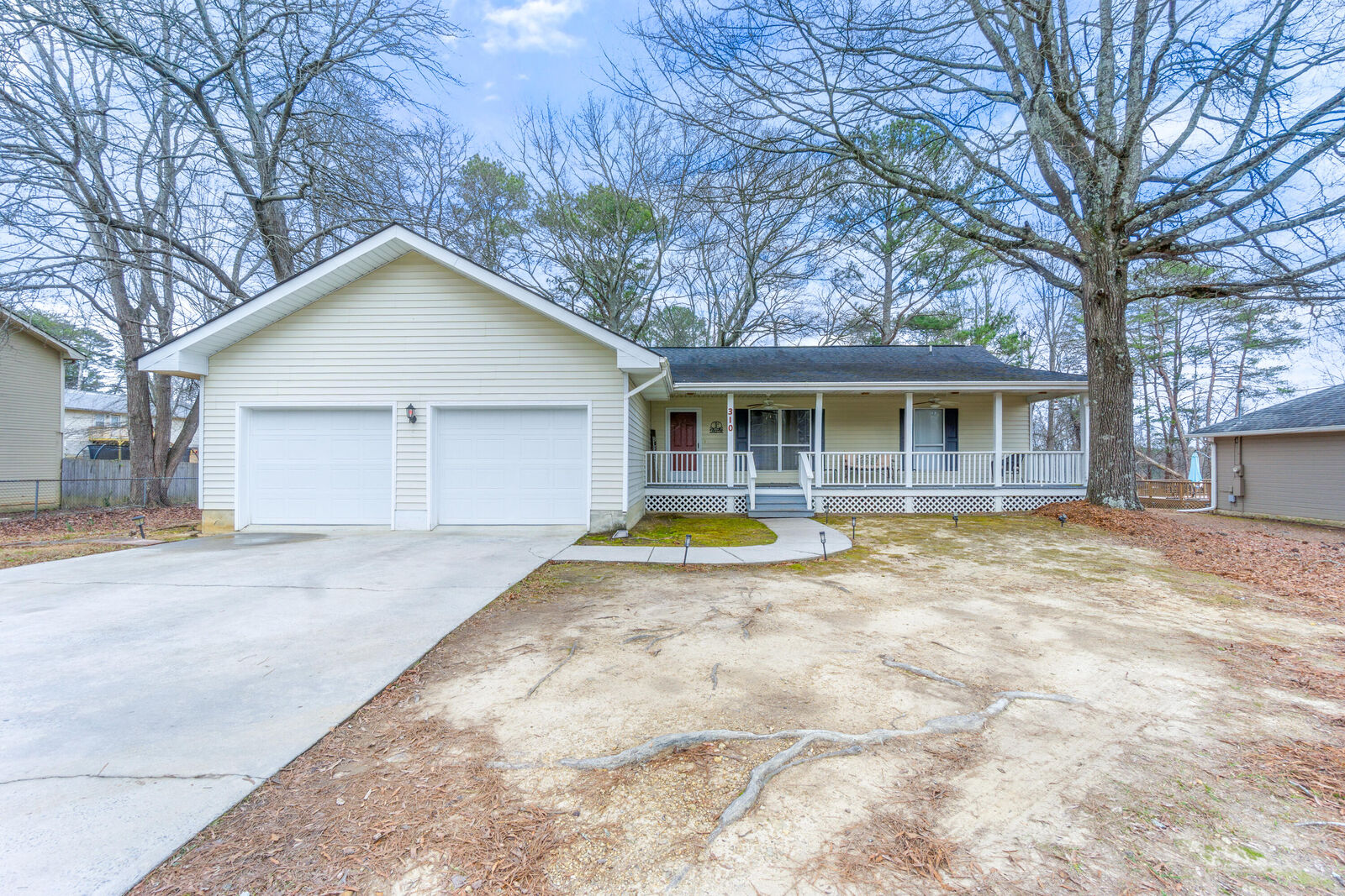 Property Photo:  310 Ridgecrest Drive  GA 30728 