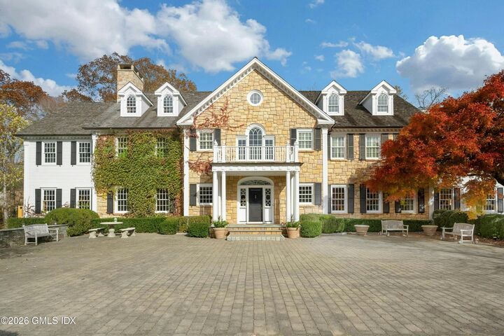 Property Photo:  33 Highland Farm Road  CT 06831 