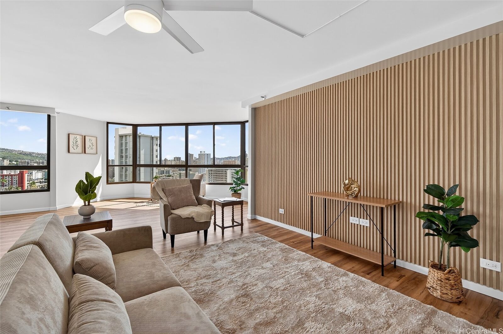 Property Photo:  1050 Lunalilo Street 1006  HI 96822 