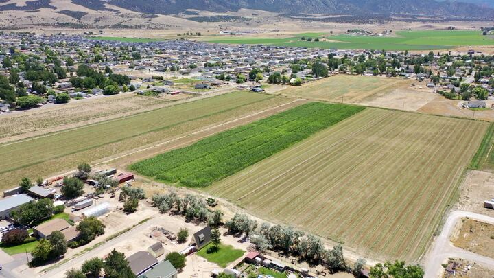 Property Photo:  26.25 Acre E Midvalley Rd  UT 84721 