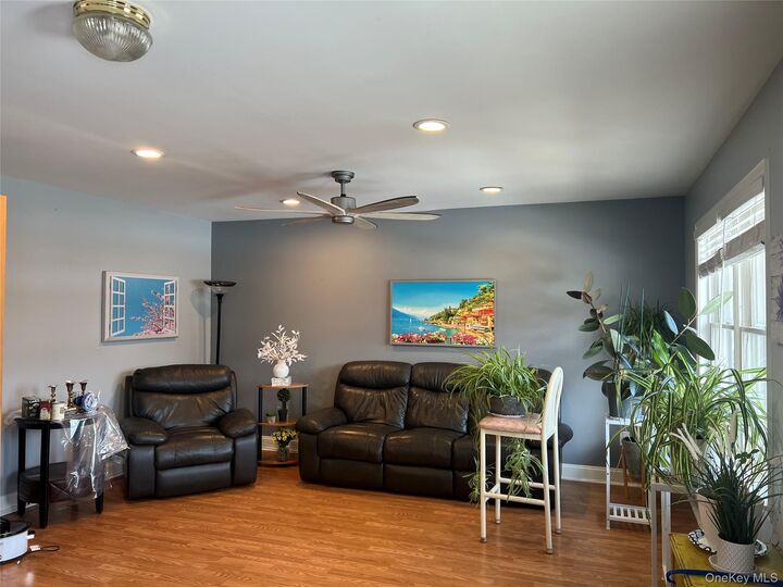 Property Photo: 8 Windsor Circle NY 10956