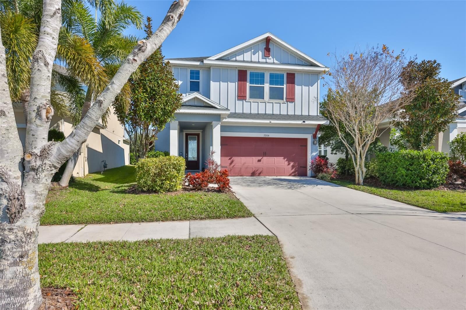 Property Photo:  7204 Paradiso Drive  FL 33572 