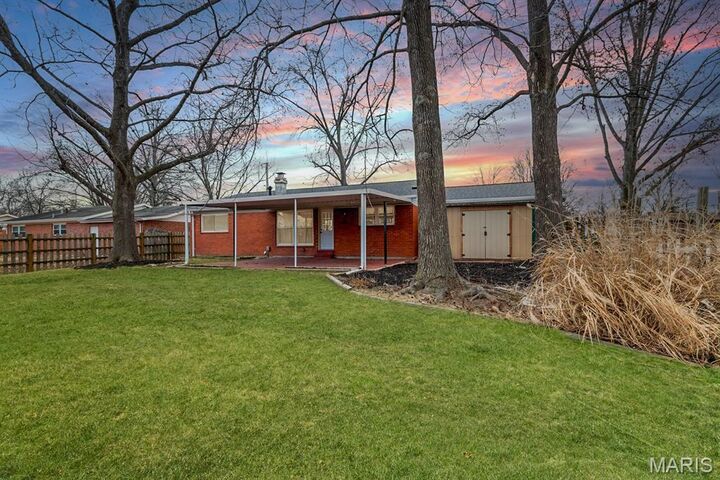 Property Photo:  2305 Belfast Drive  MO 63033 