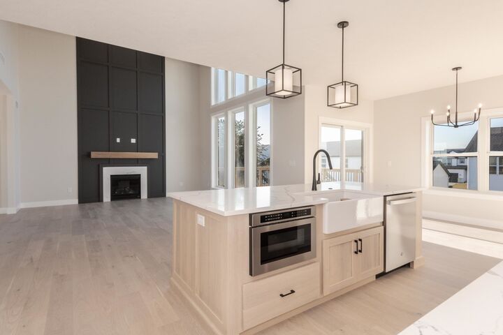 Property Photo:  5215 Castlebar Drive  IL 61705 