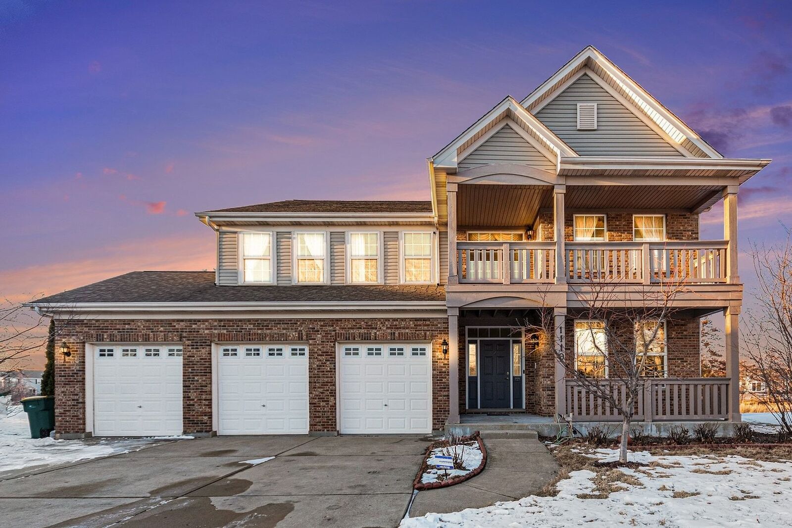 Property Photo:  1110 Marion Court  IL 60404 