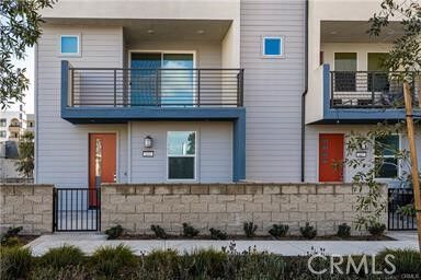 Property Photo:  1627 W Lincoln Avenue 101  CA 92801 