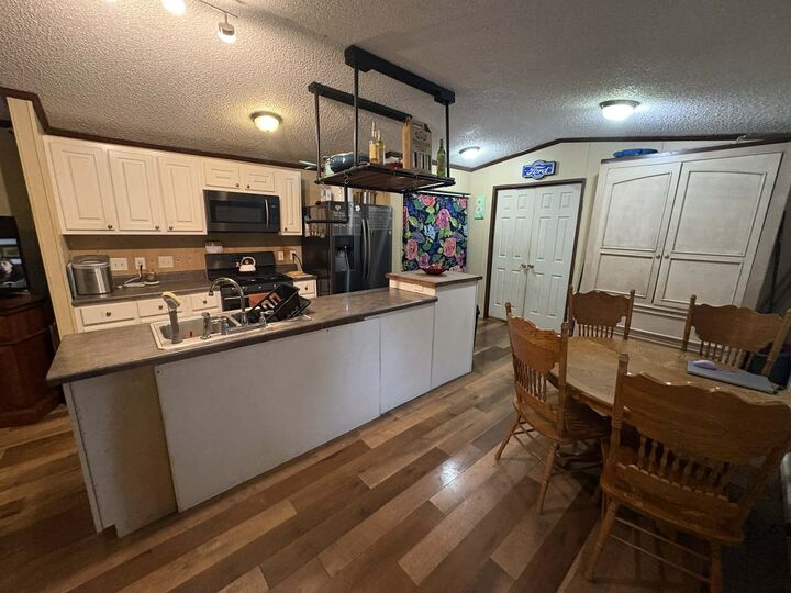 Property Photo: 1595 Johnson Branch Rd TN 38478